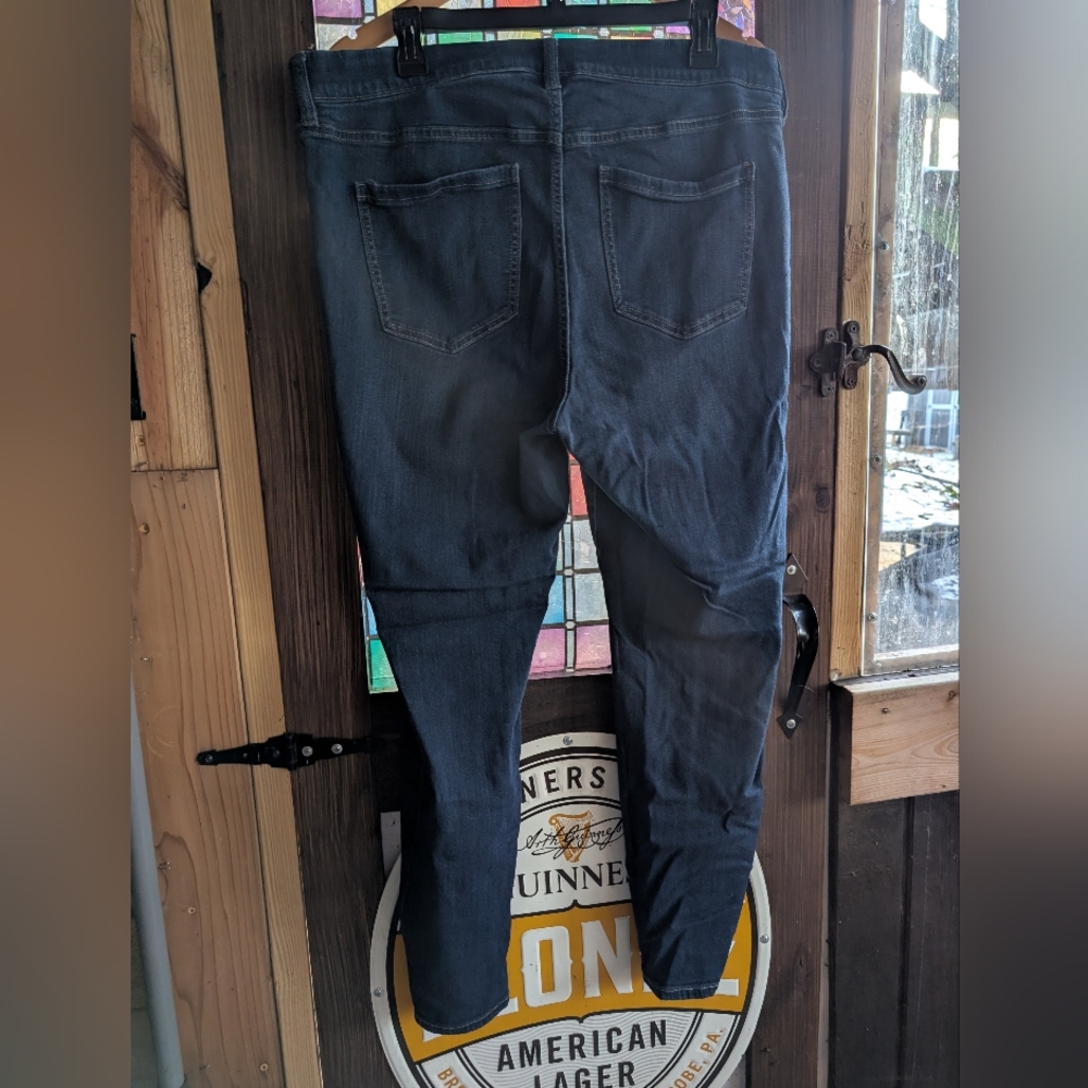 Liverpool Gia Glider Slim Jeans - Picture 5 of 6